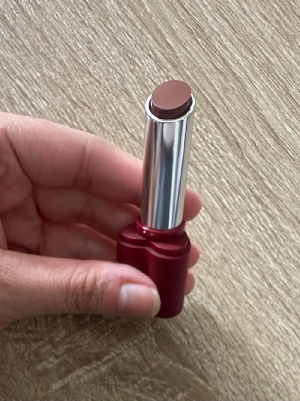 Marc Jacobs Beauty Heart On Soft Shine Lipstick in 107 Mutuals Only warm brown